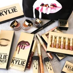 Фото:  Помада Kylie Jenner Birthday. Вид 4.
